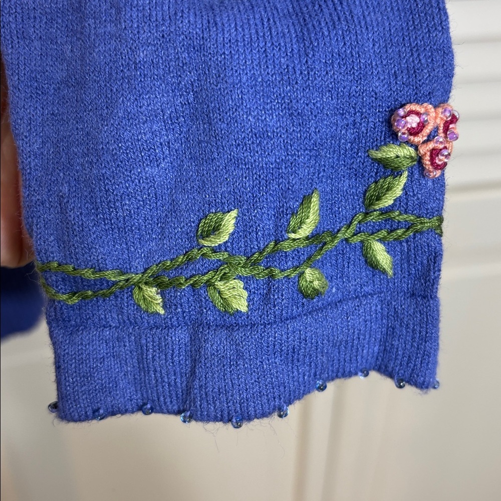 NWT Express Y2K Vintage Periwinkle Embroidered & Beaded Floral Cardigan Large - Picture 9 of 11